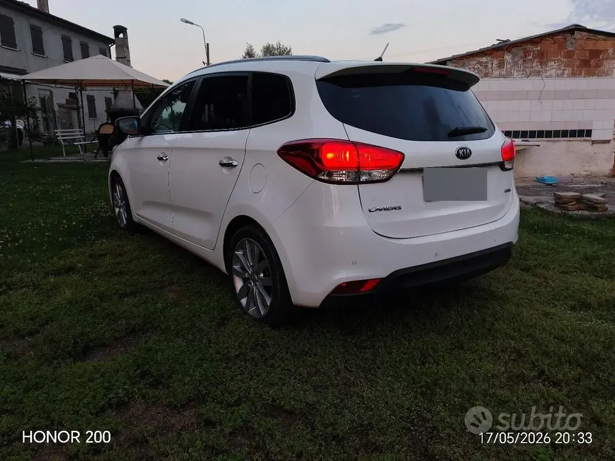Usata Kia Carens 115 CV (84 kW) 2014 Bianco Monovolume