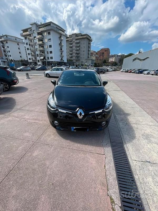 Usata Renault Clio IV 90 CV (66 kW) 2013 Berlina
