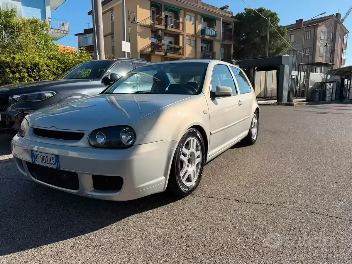 Usata VW Golf III GTI 150 CV (110 kW) 1999 Grigio Berlina