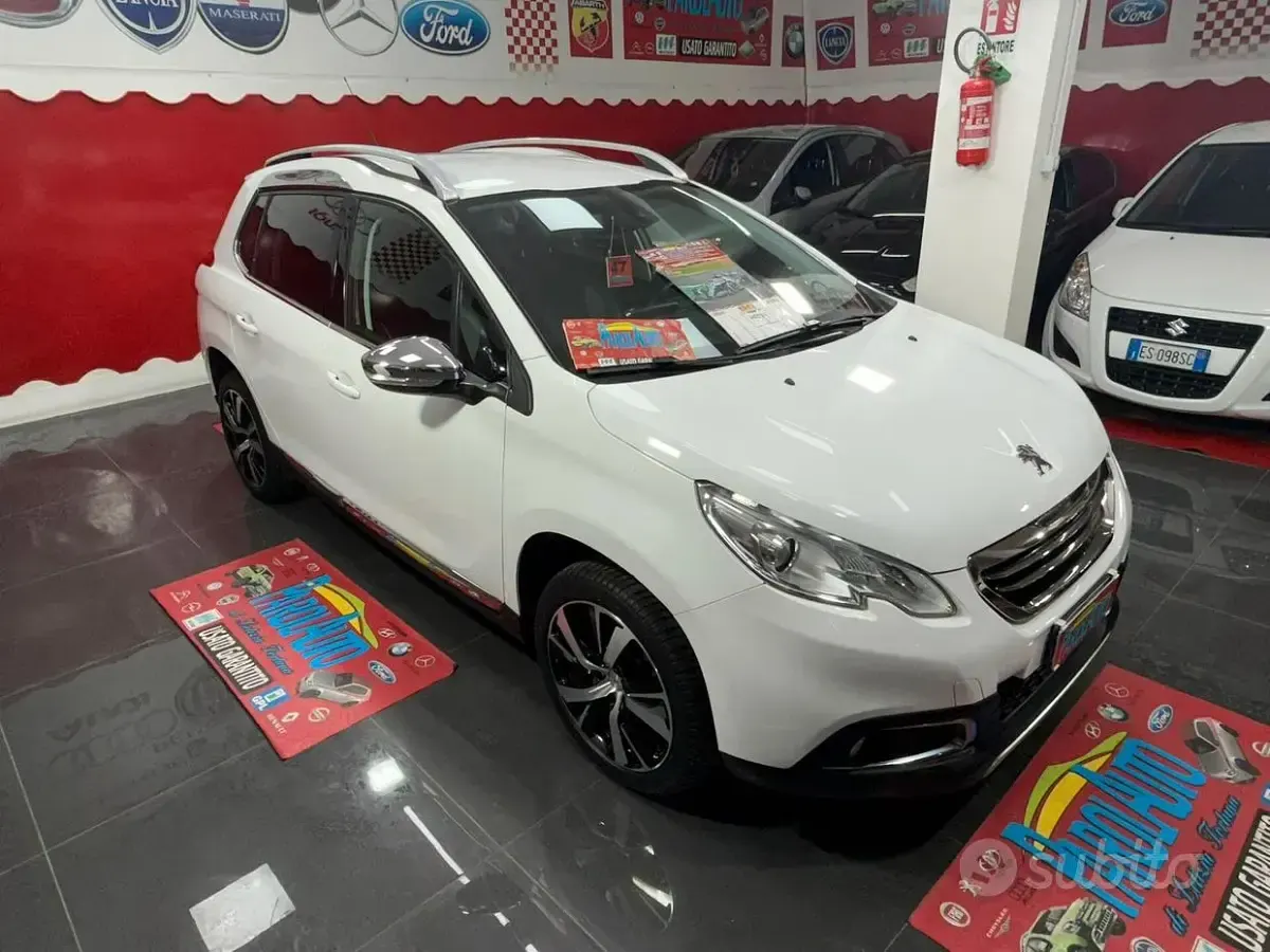 Usata Peugeot 2008 92 CV (67 kW) 2014 Bianco SUV