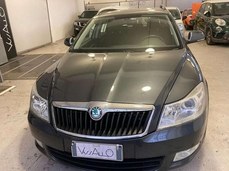 Usata Skoda Octavia GreenLine 105 CV (77 kW) 2011 Grigio scuro Station wagon