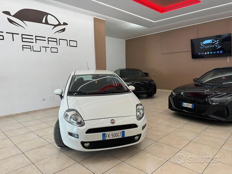 Usata Fiat Punto Street 95 CV (69 kW) 2017 Bianco Utilitaria