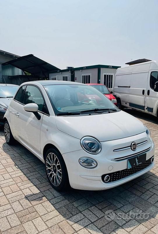 Usata Fiat 500 Lounge 70 CV (51 kW) 2019 Bianco Berlina