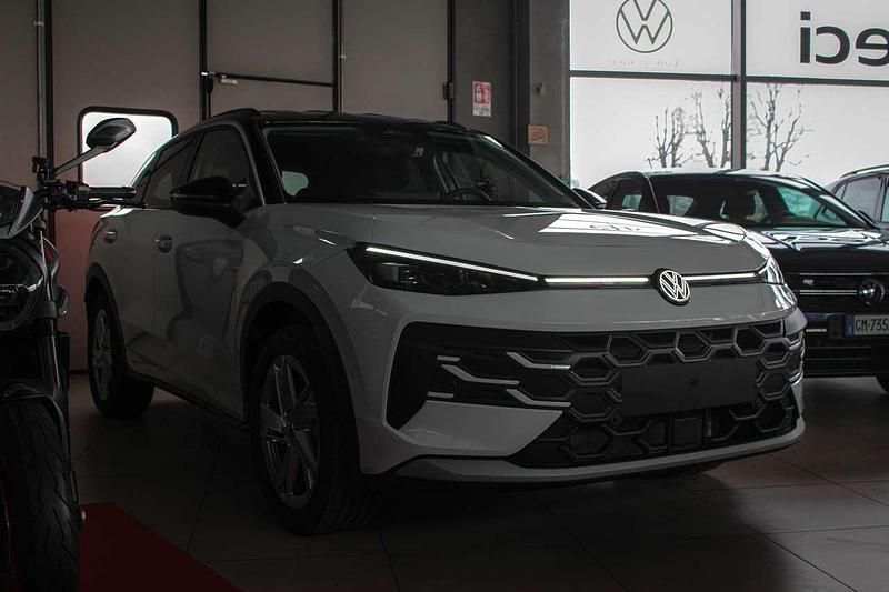 Nuova VW T-Roc Life 150 CV (110 kW) 2026 Bianco SUV
