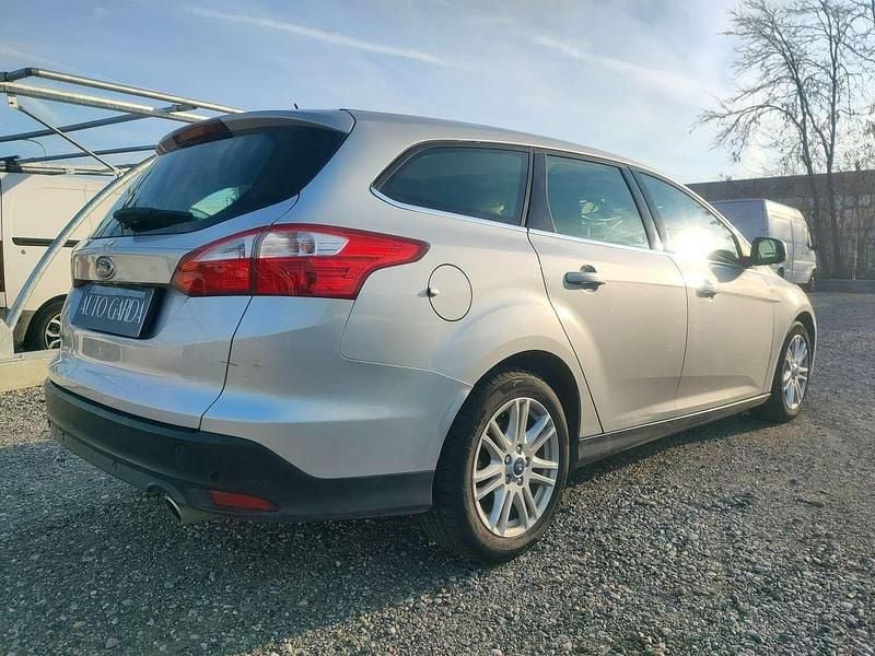 Usata Ford Focus Titanium 116 CV (85 kW) 2013 Argento Station wagon
