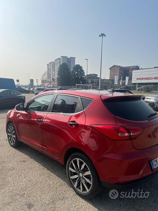 Usata EVO Evo 3 2023 Rosso SUV