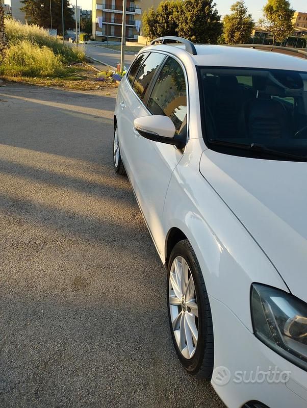 Usata VW Passat 110 CV (80 kW) 2012 Bianco Station wagon