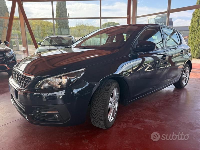 Usata Peugeot 308 99 CV (72 kW) 2018 Blu Berlina