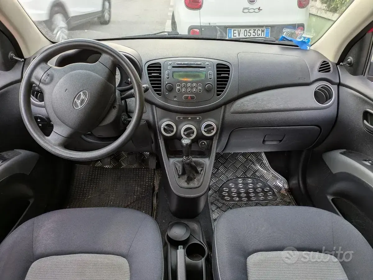 Usata Hyundai i10 66 CV (48 kW) 2008 Rosso Utilitaria