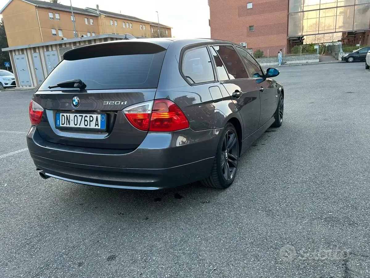 Usata BMW 320 177 CV (130 kW) 2008 Station wagon