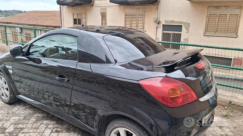 Usata Opel Tigra 2021 Cabrio