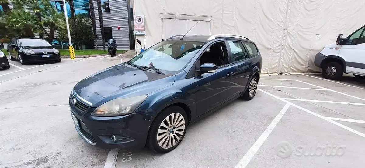 Usata Ford Focus Titanium 90 CV (66 kW) 2009 Grigio Station wagon