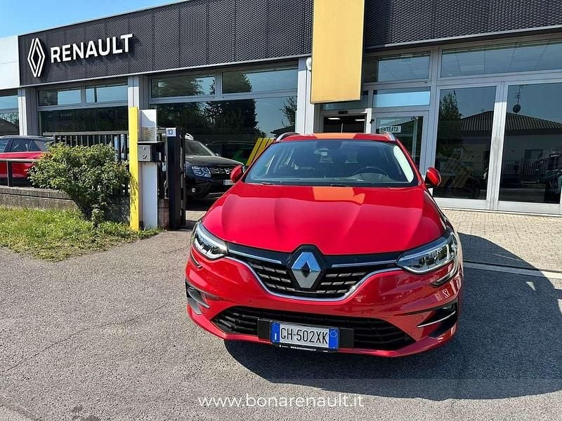 Usata Renault Mégane IV Business 158 CV (116 kW) 2022 Rosso Station wagon
