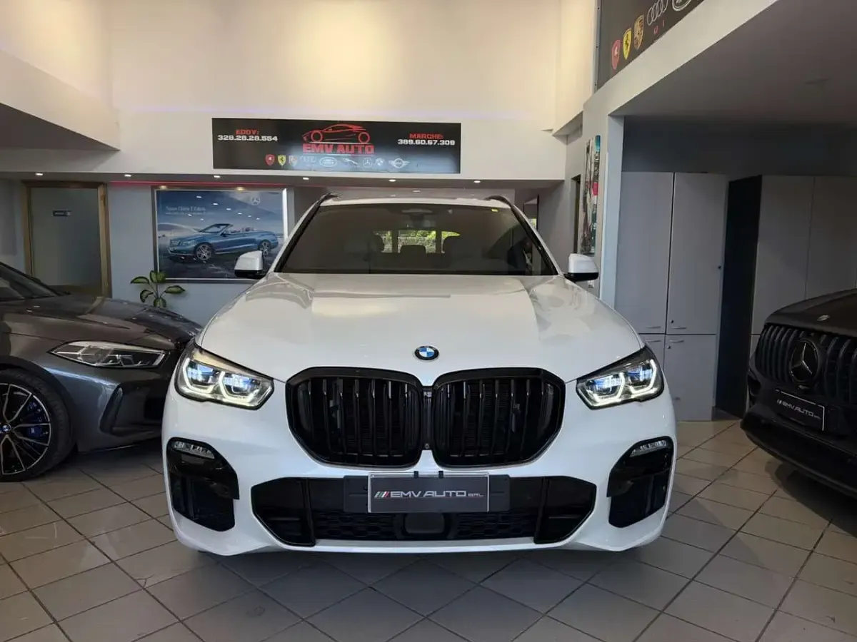 Usata BMW X5 M M Sport 340 CV (250 kW) 2021 Bianco SUV