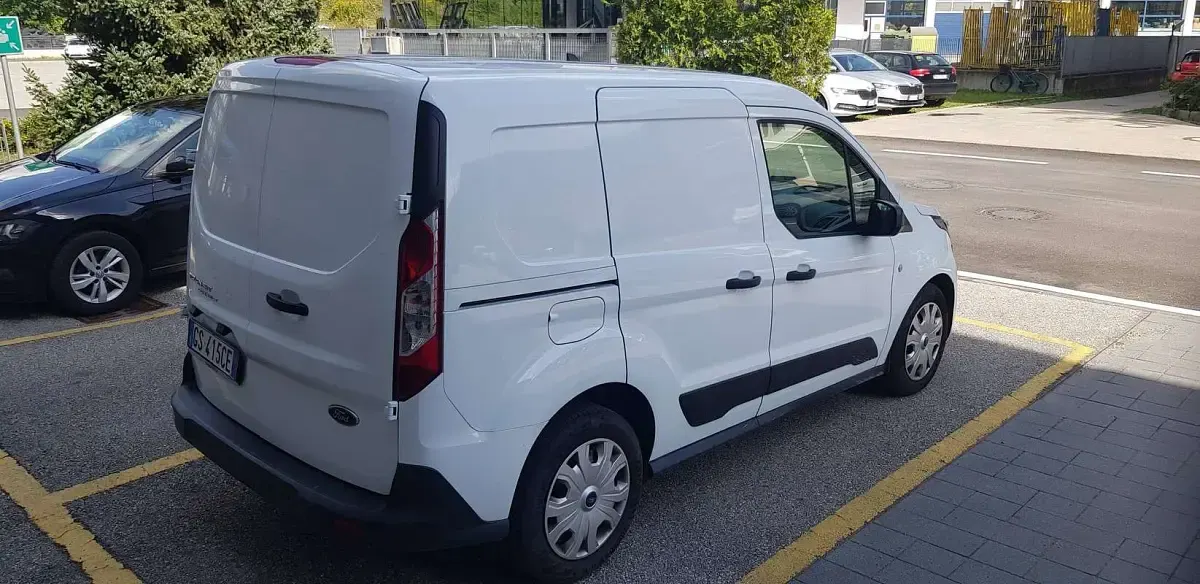 Usata Ford Transit Trend 101 CV (74 kW) 2024 Bianco Furgone