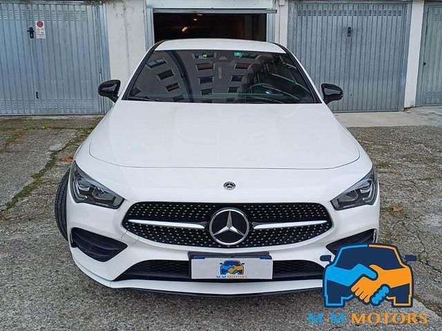 Usata Mercedes CLA200 Shooting Brake AMG line 150 CV (110 kW) 2022 Bianco Station wagon