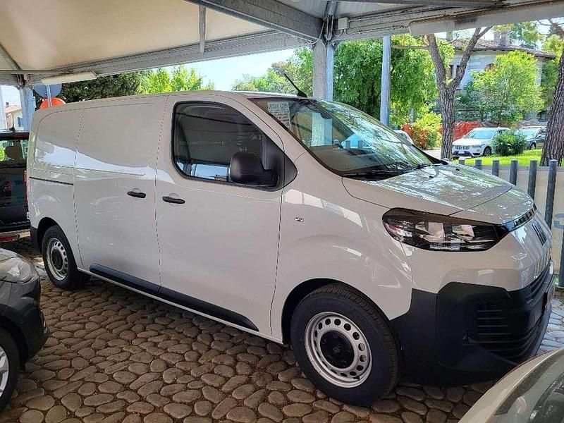 Nuova Fiat Scudo 120 CV (88 kW) 2025 Bianco Furgone