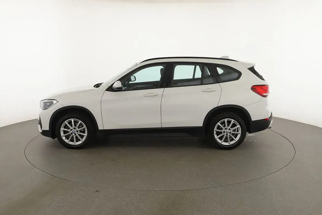 Begagnad BMW X1 Advantage 150 HK (110 kW) 2021 Vit SUV
