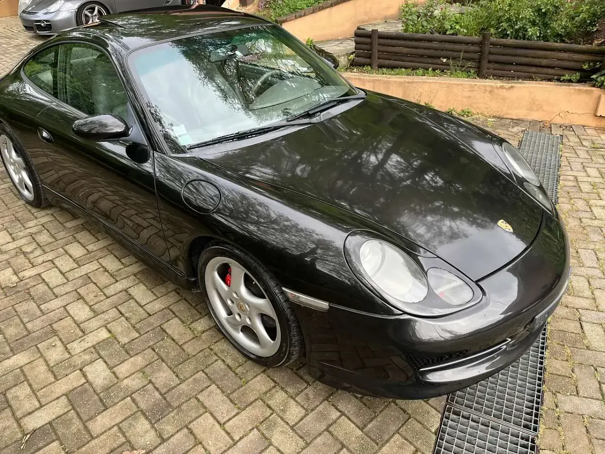 Usata Porsche 996 300 CV (220 kW) 1998 Nero Coupé