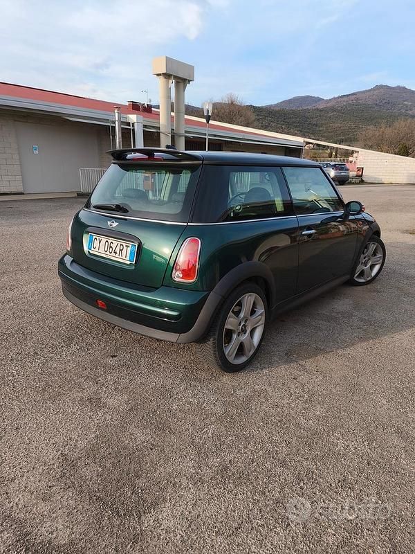Usata Mini One D 88 CV (64 kW) 2005 Verde Utilitaria