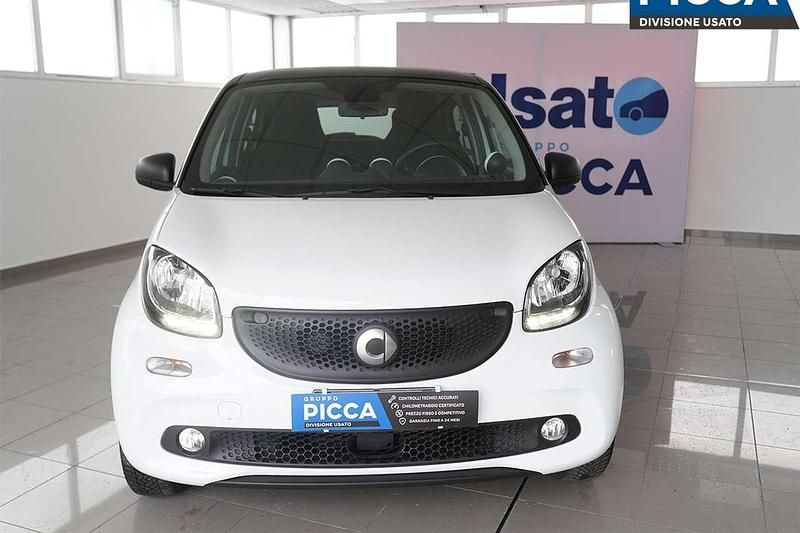 Usata Smart ForFour 71 CV (52 kW) 2018 Bianco Utilitaria