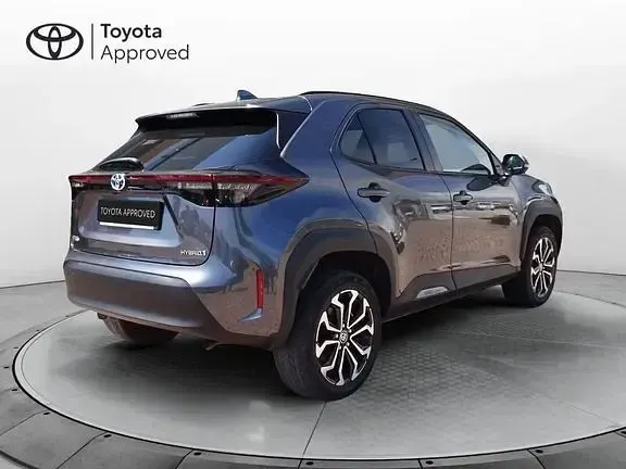 Usata Toyota Yaris Cross Trend 116 CV (85 kW) 2023 Grigio SUV