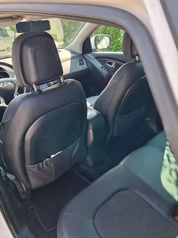 Usata Hyundai ix35 Comfort 136 CV (100 kW) 2011 Bianco SUV