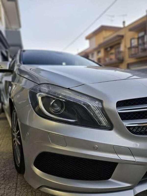 Usata Mercedes A180 Premium 109 CV (80 kW) 2013 Argento Berlina