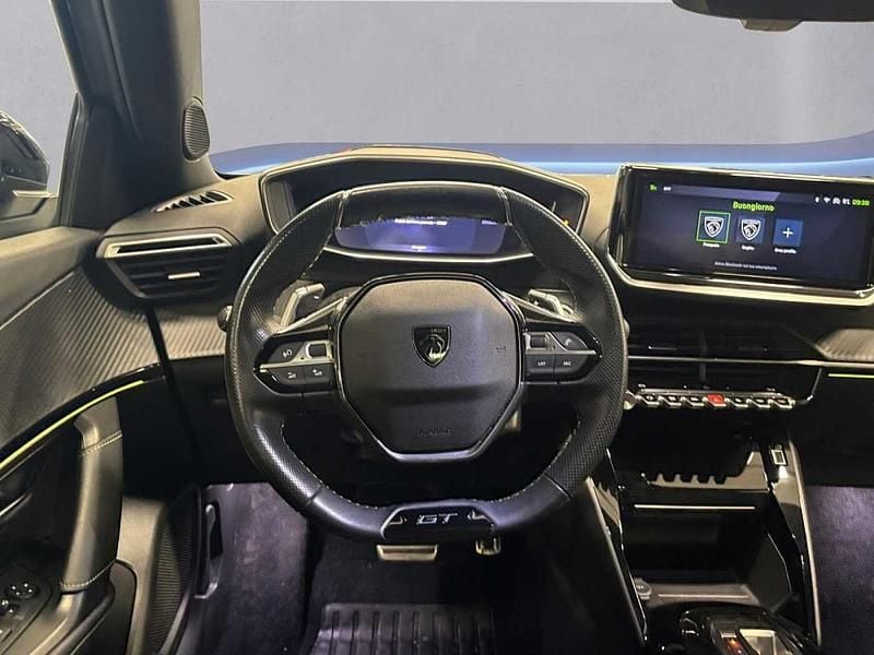 Usata Peugeot 2008 GT 131 CV (96 kW) 2024 Grigio SUV