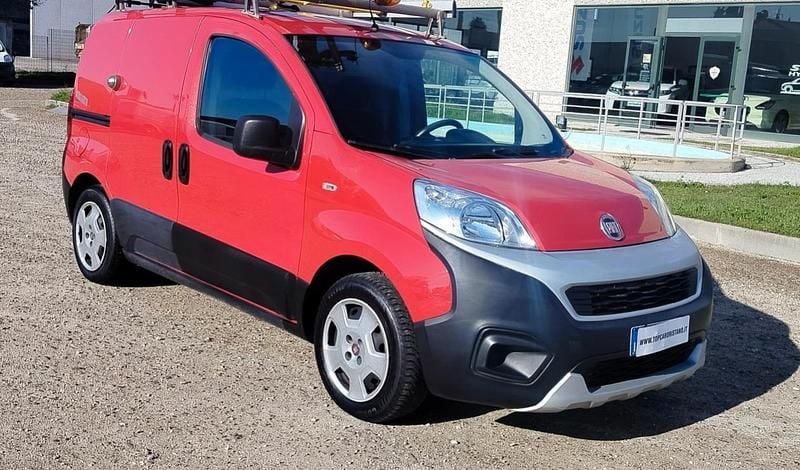 Usata Fiat Fiorino 95 CV (69 kW) 2017 Marrone Monovolume
