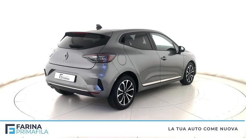 Usado Renault Clio V Techno 91 CV (66 kW) 2025 Gris Berlina
