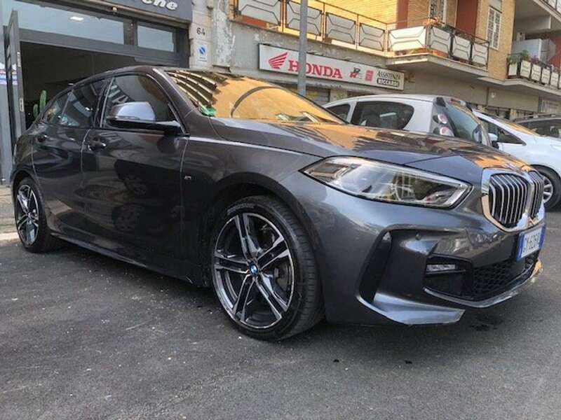 Grigio Usata 2021 BMW 120 M Sport Utilitaria | 23.790 € (Ottimo prezzo) - Immagine 1/4
