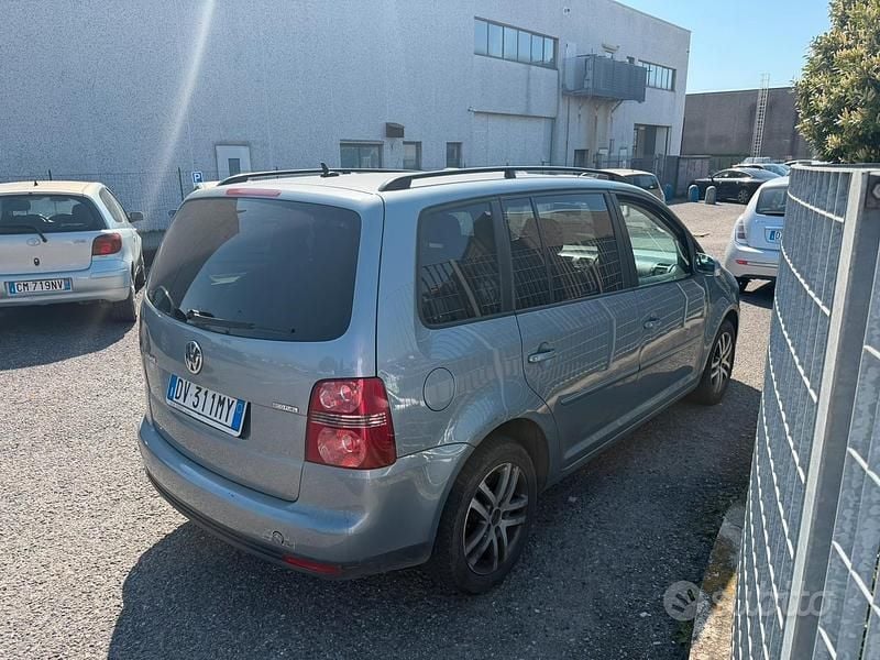 Usata VW Touran 109 CV (80 kW) 2009 Grigio Monovolume