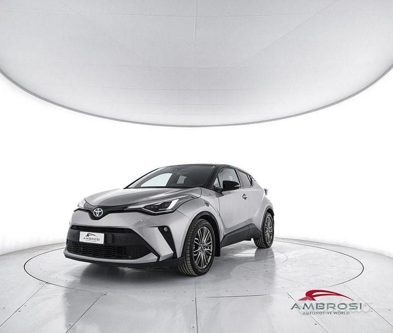 Usata Toyota C-HR Lounge 152 CV (111 kW) 2021 Grigio SUV