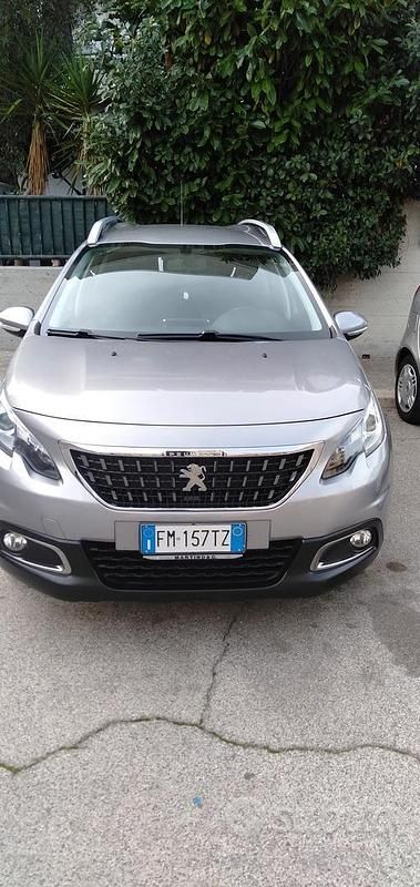 Usata Peugeot 2008 92 CV (67 kW) 2018 SUV