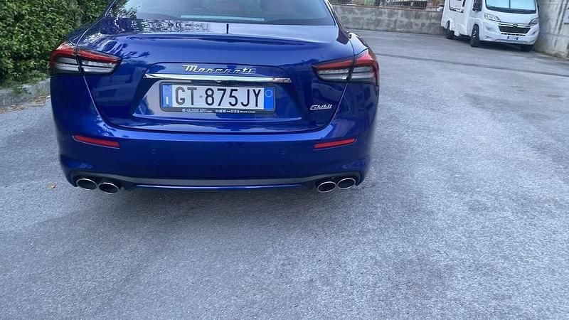 Usata Maserati Ghibli GT 330 CV (242 kW) 2024 Berlina