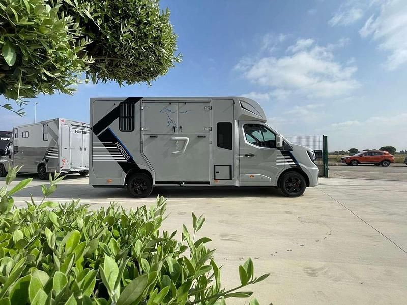 Nuova Renault Master 170 CV (125 kW) 2025 Bianco Furgone