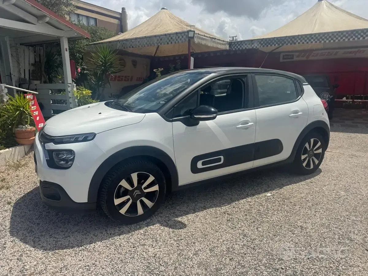 Usata Citroën C3 PureTech 110 CV (80 kW) 2021 Bianco Utilitaria