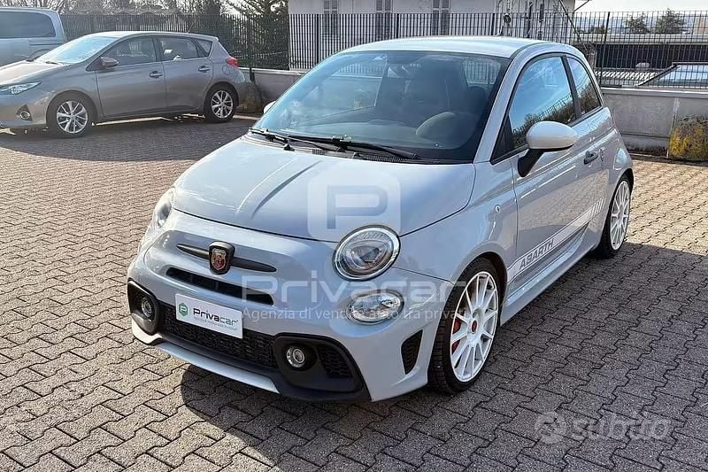 Usata Abarth 595C Esseesse 180 CV (132 kW) 2019 Grigio Cabrio