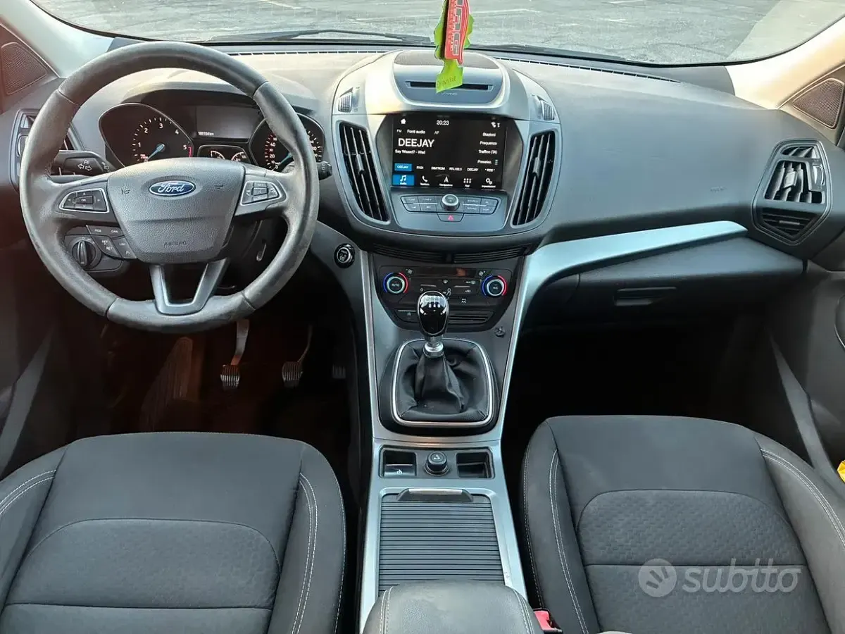 Usata Ford Kuga Business Edition 120 CV (88 kW) 2018 Nero SUV