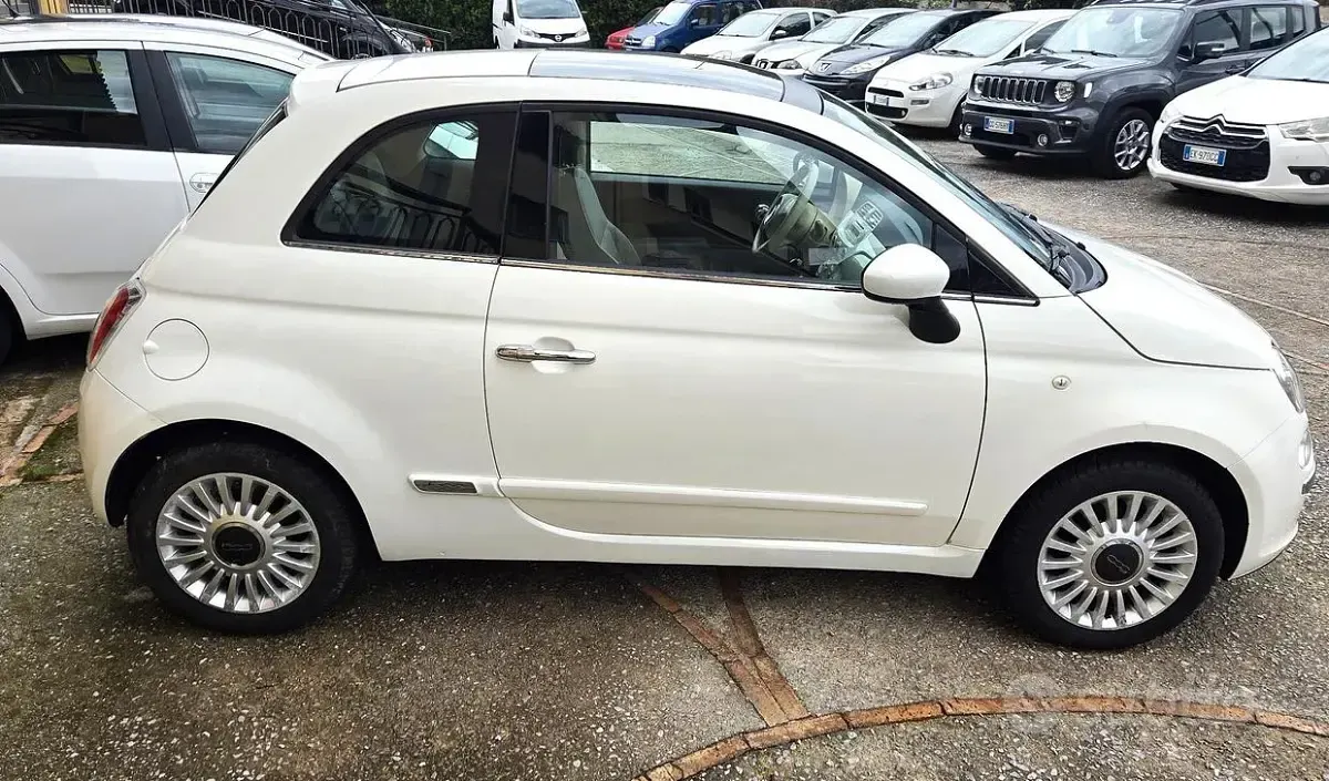 Usata Fiat 500 Lounge 69 CV (50 kW) 2010 Bianco Berlina