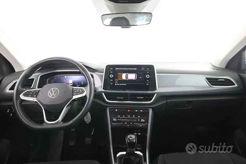 Usata VW T-Roc Style 116 CV (85 kW) 2025 Nero perla SUV