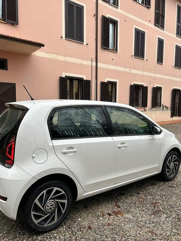 Usata VW up! 68 CV (50 kW) 2019 Bianco Utilitaria