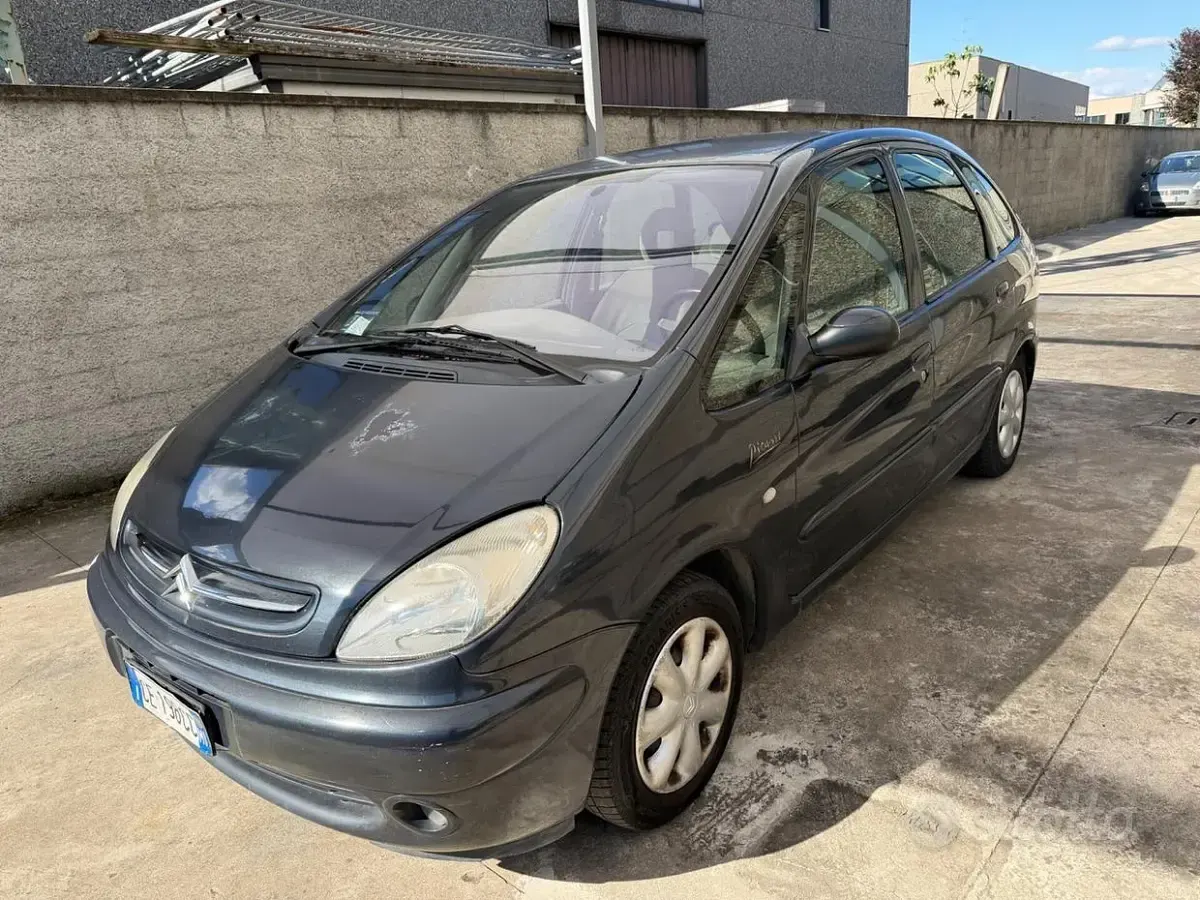 Usata Citroën Xsara 95 CV (69 kW) 2002 Grigio Monovolume