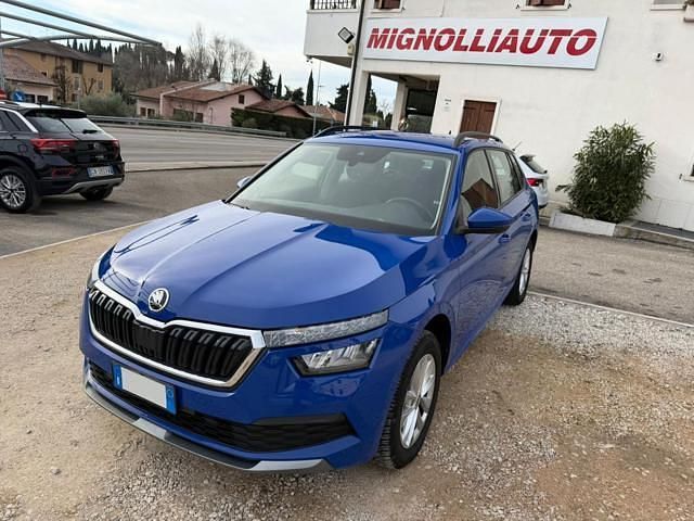 Usata Skoda Kamiq Ambition 110 CV (80 kW) 2023 Blu SUV