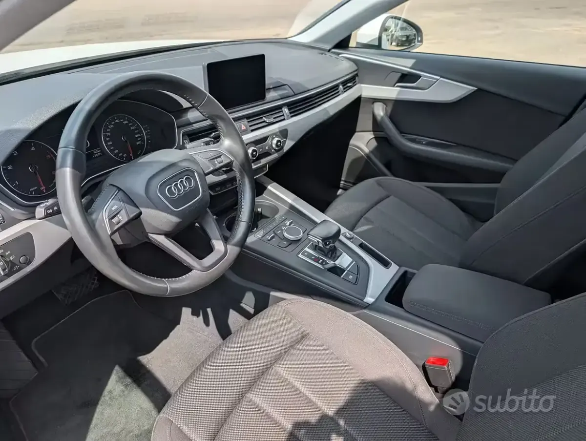 Usata Audi A4 150 CV (110 kW) 2019 Bianco Station wagon