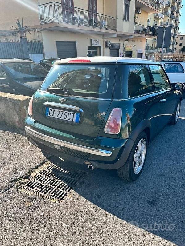 Usata Mini ONE 2005 Verde Utilitaria