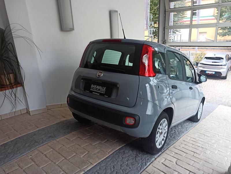 Usata Fiat Panda Easy 69 CV (50 kW) 2019 Grigio Utilitaria