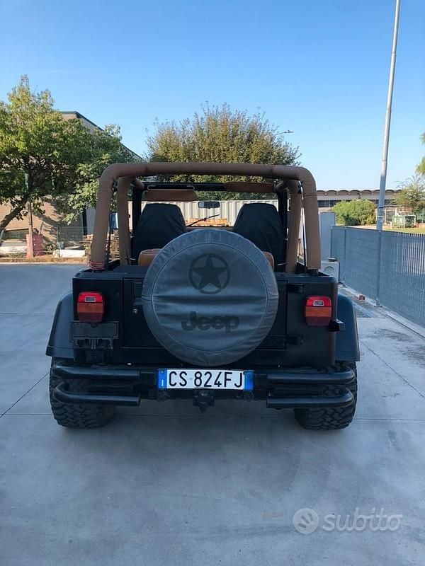 Usata Jeep Wrangler 1992 Nero SUV