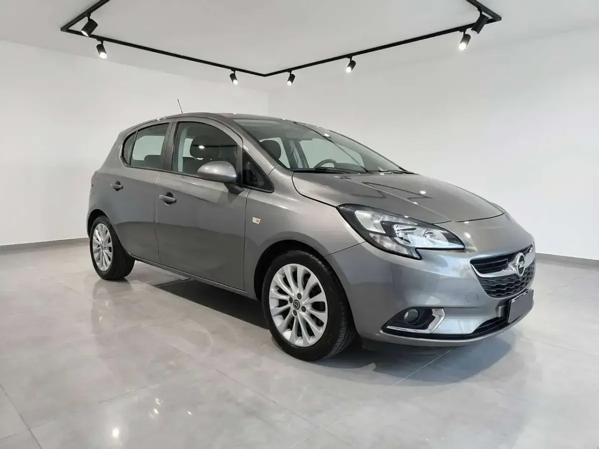 Usata Opel Corsa Cosmo 75 CV (55 kW) 2017 Grigio Utilitaria